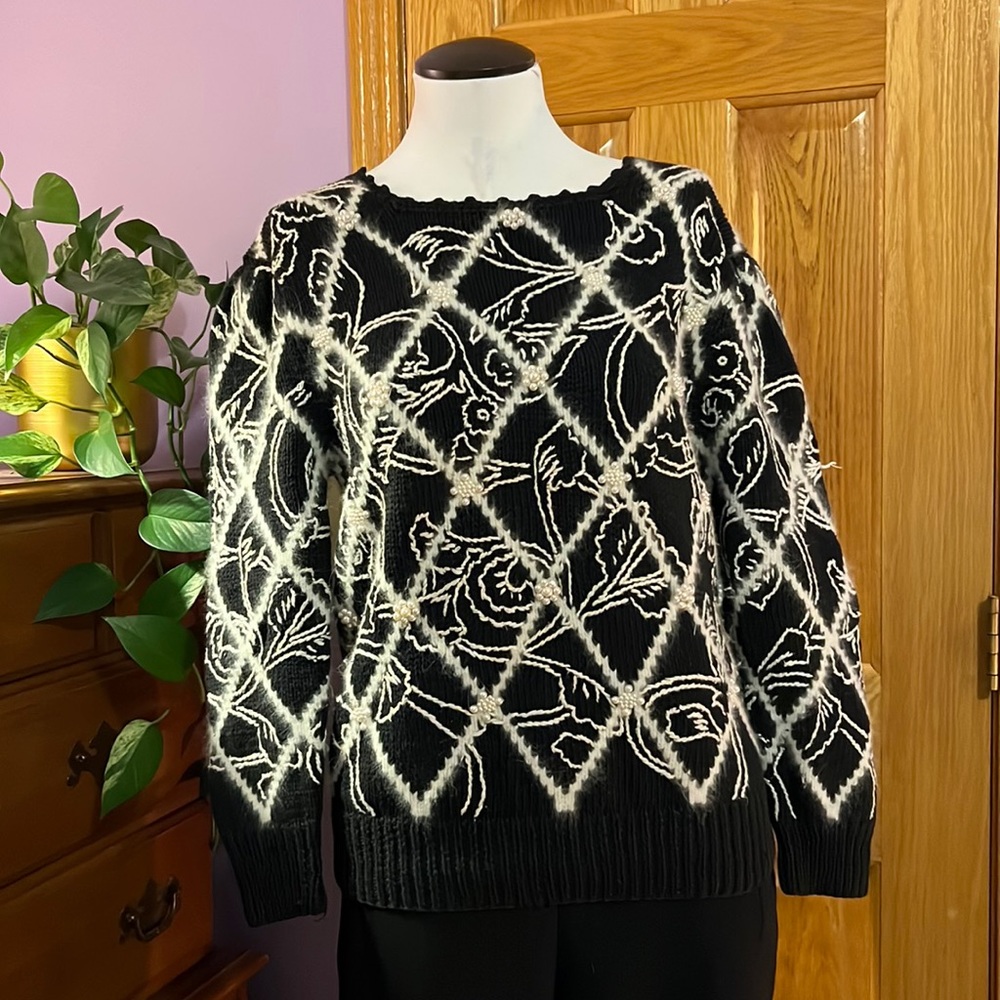 NEEDLEWORKS 🖤 1989 Embellished Sweater, Black with white embroidery pearls